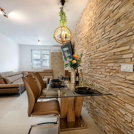 Luxury And Modern On The Main *