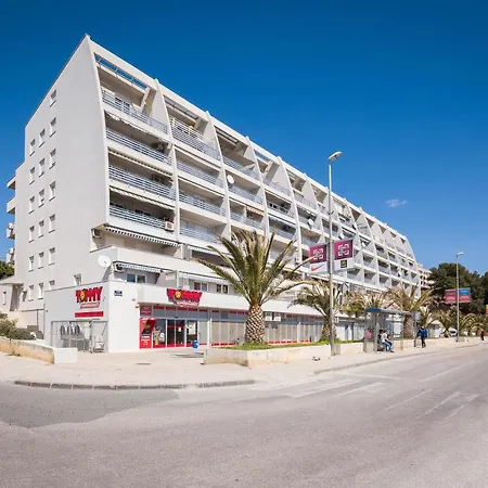 Luxury And Modern On The Main Appartement *